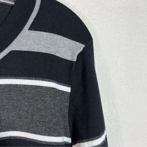 Cable & Gauge Womens Gray Black Button Up Cardigan Size XL Striped Crew Neck - Picture 4 of 7